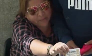 Gana el Gordo en directo en el Teatro Real tras ser despedida de Moncloa «cuando llegó Sánchez»