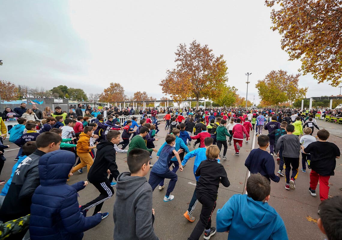 Más de 3.300 corredores de todas las edades participaron en la Carrera de la Constitución de Torrejón
