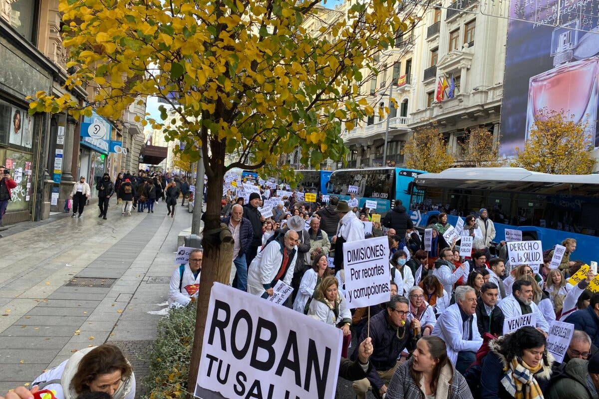 Suspenden la huelga de médicos en Madrid hasta el 11 de enero