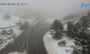 Tráfico activa un dispositivo especial ante la previsible avalancha de coches en la Sierra de Madrid este fin de semana  