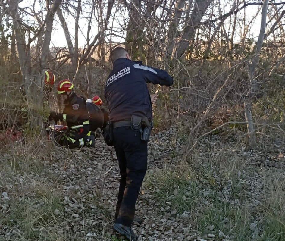 Rescatan a una mujer atrapada en el río en Alcalá de Henares