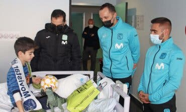 El Inter Movistar lleva los primeros regalos de Reyes a los niños hospitalizados en Torrejón