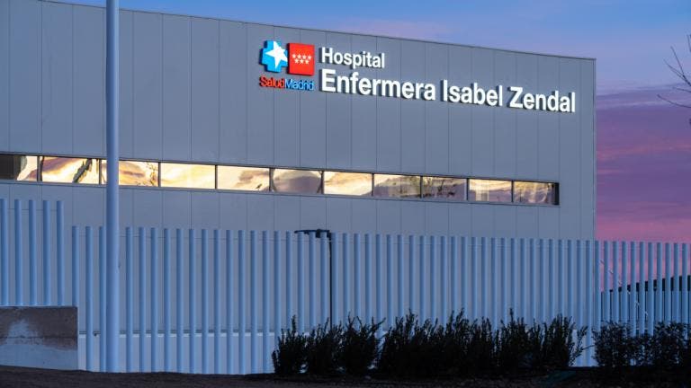 Madrid traslada a pacientes con gripe al Zendal para evitar colapso en otros hospitales
