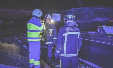 Muere un joven y otros tres resultan heridos al chocar su coche contra un talud en Estremera