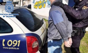 Detenido un delincuente con numerosos antecedentes por robar al descuido en colegios de Guadalajara 