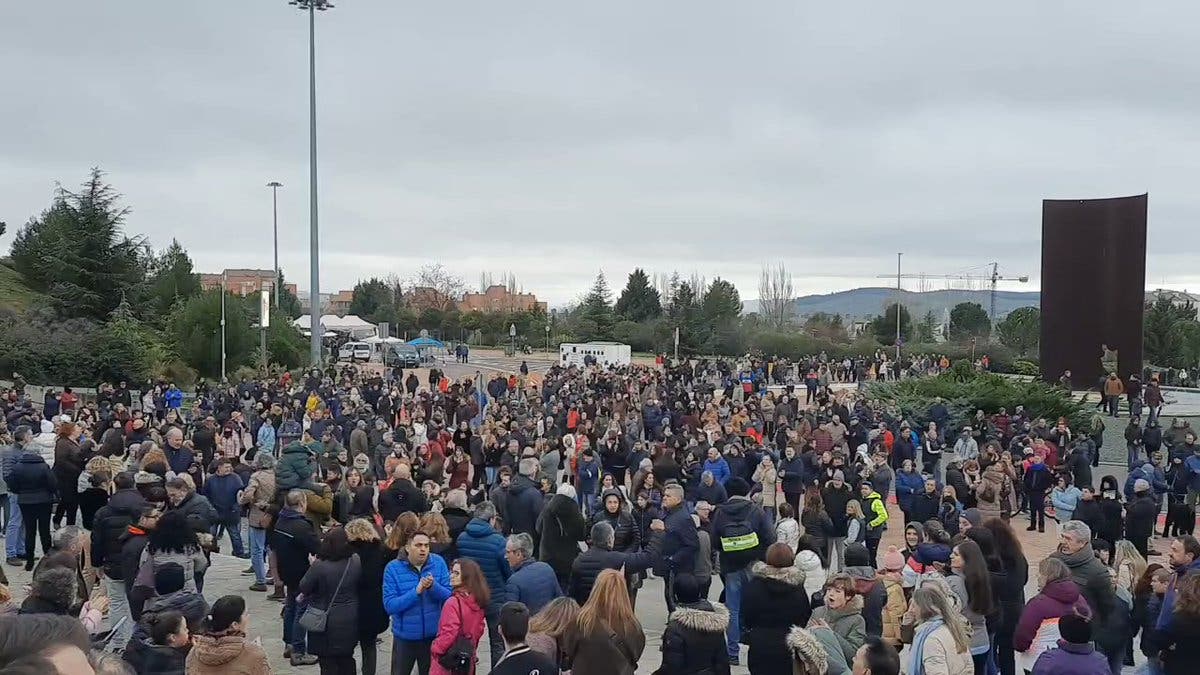 Los vecinos de Rivas salen por tercera vez a la calle para protestar contar el nuevo carril bici 