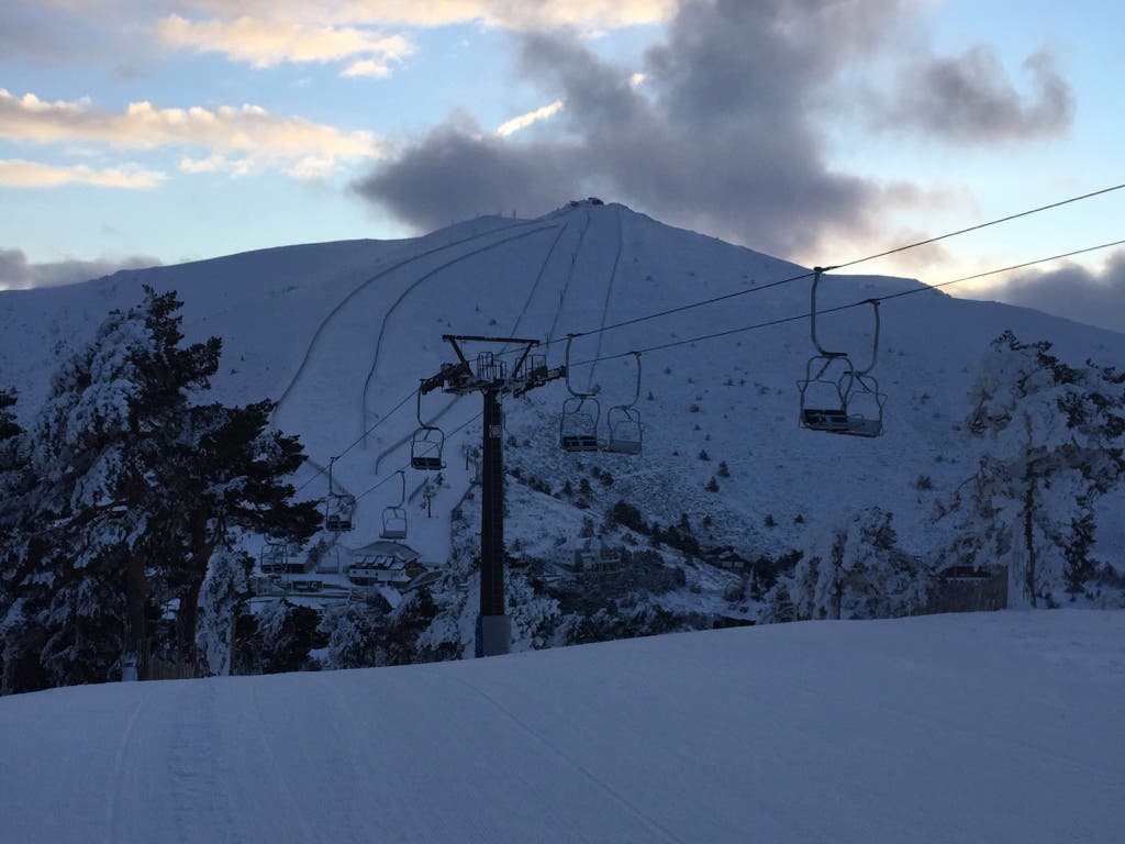 Arranca la temporada de esquí en la Comunidad de Madrid con la apertura de Navacerrada y Valdesquí