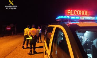 Cazan a un camionero que circulaba en ziz-zag por la A-2 cuadruplicando la tasa de alcoholemia