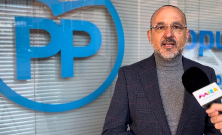 Becerra anuncia un ambicioso plan de inversiones en los colegios de Coslada por 4 millones de euros