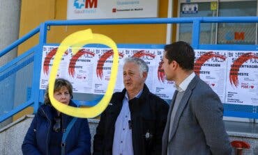 Sanidad anuncia inspecciones contra el «uso político» de los centros de salud en Madrid