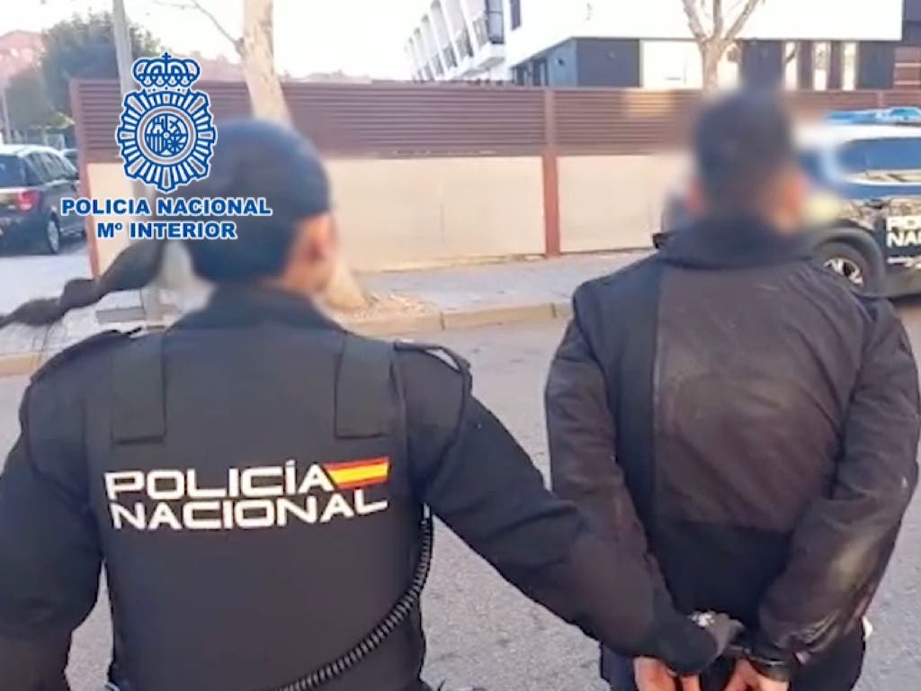 Encuentran en Paracuellos un paquete con droga falsa tras liberar a un hombre retenido en Madrid