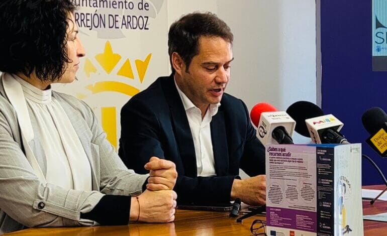 El alcalde de Torrejón sobre la ley del sólo sí es sí: «Me avergüenza ver cómo discuten los unos con los otros mientras salen delincuentes a la calle» 