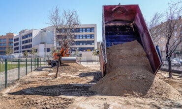 Torrejón de Ardoz está renovando las 52 áreas caninas de la ciudad