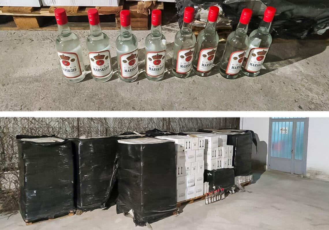 Torrejón de Ardoz: Intervienen 9.000 botellas de vodka ilegal en una empresa de alquiler de limusinas 