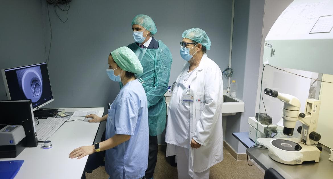 Los hospitales de Alcalá y Torrejón ofrecen la reproducción asistida para mujeres mayores de 40 años