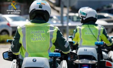 La Guardia Civil auxilia a un conductor que sufrió un infarto en la A-2 