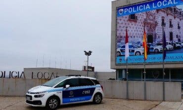 Policías de Guadalajara salvan la vida de un bebé que se estaba ahogando