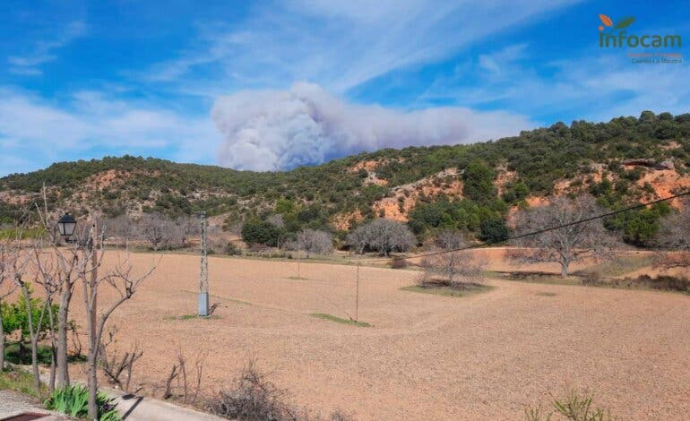 Extinguido el incendio forestal del Alto Tajo en Guadalajara