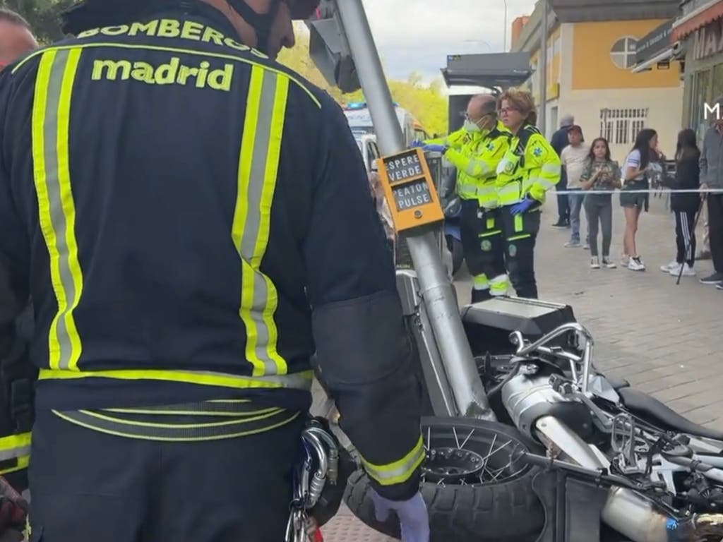 Muere un policía nacional de 35 años tras un accidente de moto en Madrid