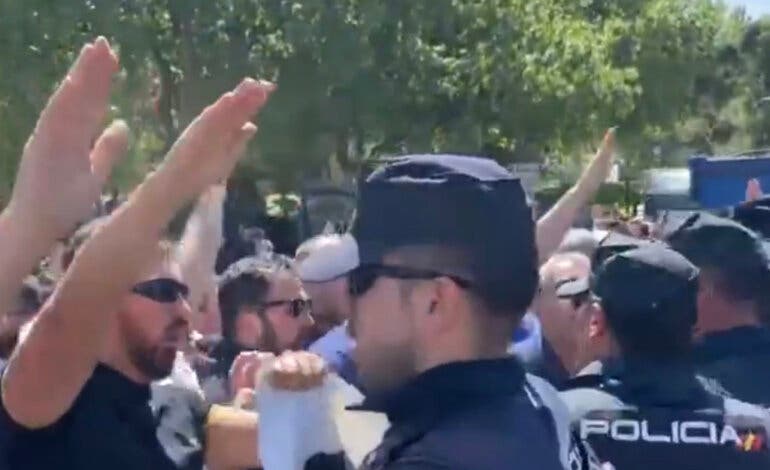 Tres detenidos por altercados en Madrid tras la exhumación de Primo de Rivera