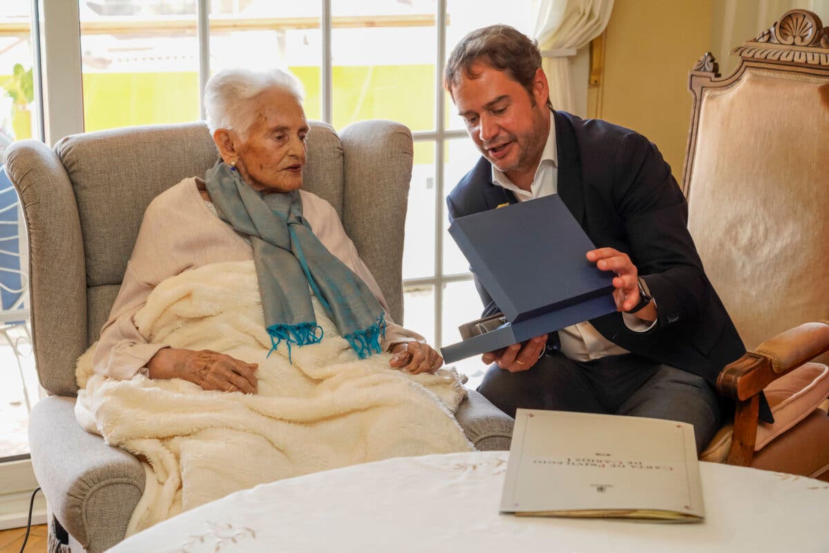 Julia García, la primera mujer concejala del Ayuntamiento de Torrejón cumple 100 años