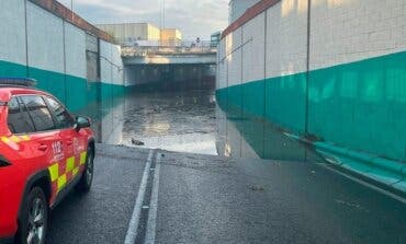 Goteras en polideportivos y el túnel de siempre inundado en Coslada: Becerra denuncia «abandono absoluto»