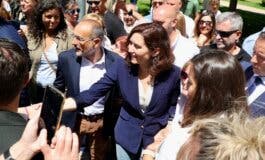 Ayuso anuncia en Coslada ayudas para jóvenes que estudien y trabajen y avales para emprendedores