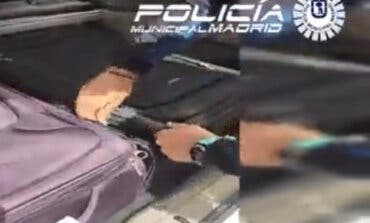 Detenida en Madrid la pasajera de un taxi por transportar casi diez kilos de droga en unas maletas