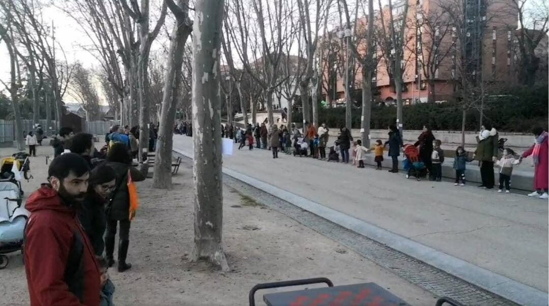 La Justicia rechaza suspender la tala de árboles por las obras del Metro en Madrid Río 