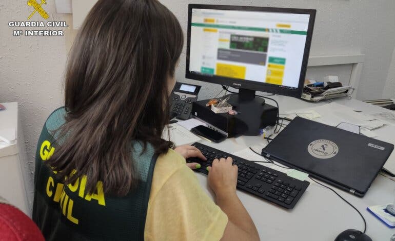 Investigados por estafar a una empresa de Humanes y a un vecino de Azuqueca 