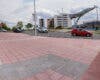 Torrejón amplía y mejora el tramo de acera junto a la rotonda del avión