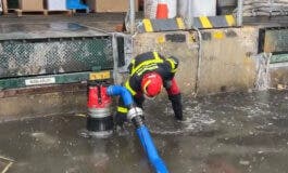 La Bomberos realizan una veintena de intervenciones por la lluvia en Alcalá de Henares