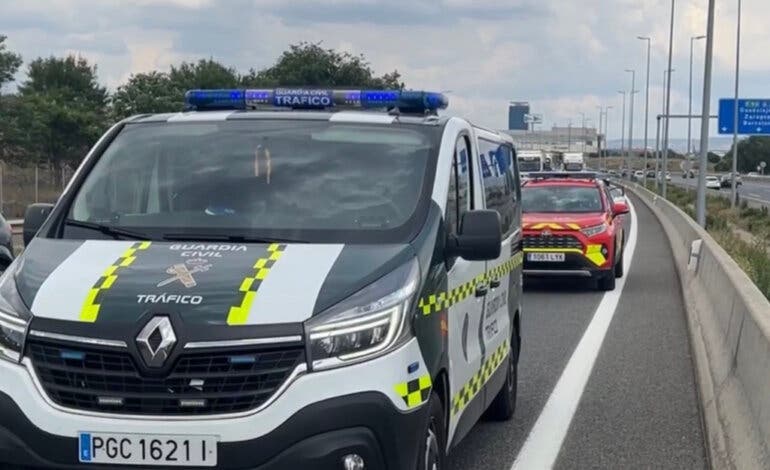 Muere un conductor de 44 años atropellado en la A-2, en Alcalá de Henares