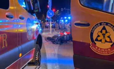 Grave el conductor de una moto de alquiler tras chocar contra un VTC en Madrid