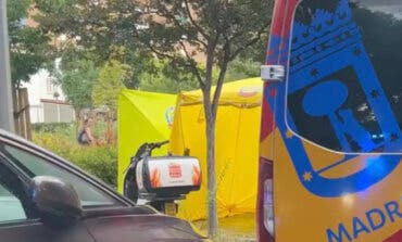 Herida grave una mujer de 83 años atropellada por una moto de reparto de comida rápida en Madrid