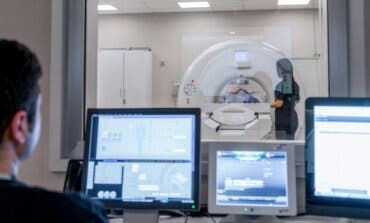 Ayuso anuncia una importante novedad en la sanidad pública para recudir las esperas 