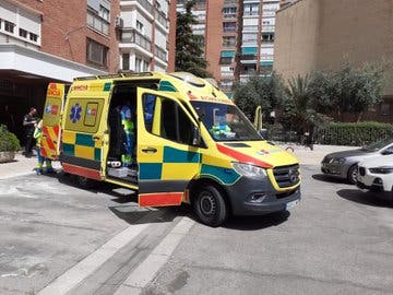 Muy grave un trabajador de 40 años tras recibir una descarga eléctrica en Villa de Vallecas