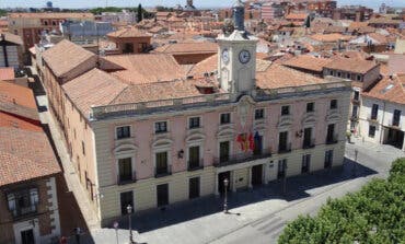 El Gobierno de Alcalá de Henares celebra el primer acuerdo con los sindicatos con representación municipal