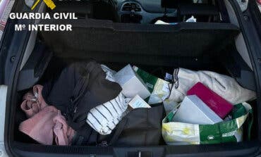 Tres detenidos en la A-2 con el maletero del coche repleto de artículos robados 