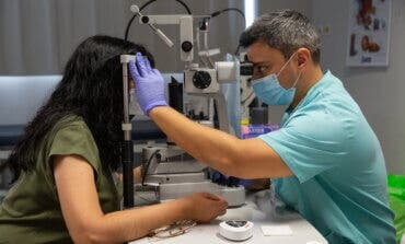 Oftalmólogos del Hospital de Torrejón advierten de los problemas oculares provocados por la sobreexposición al sol, al agua salada y al cloro