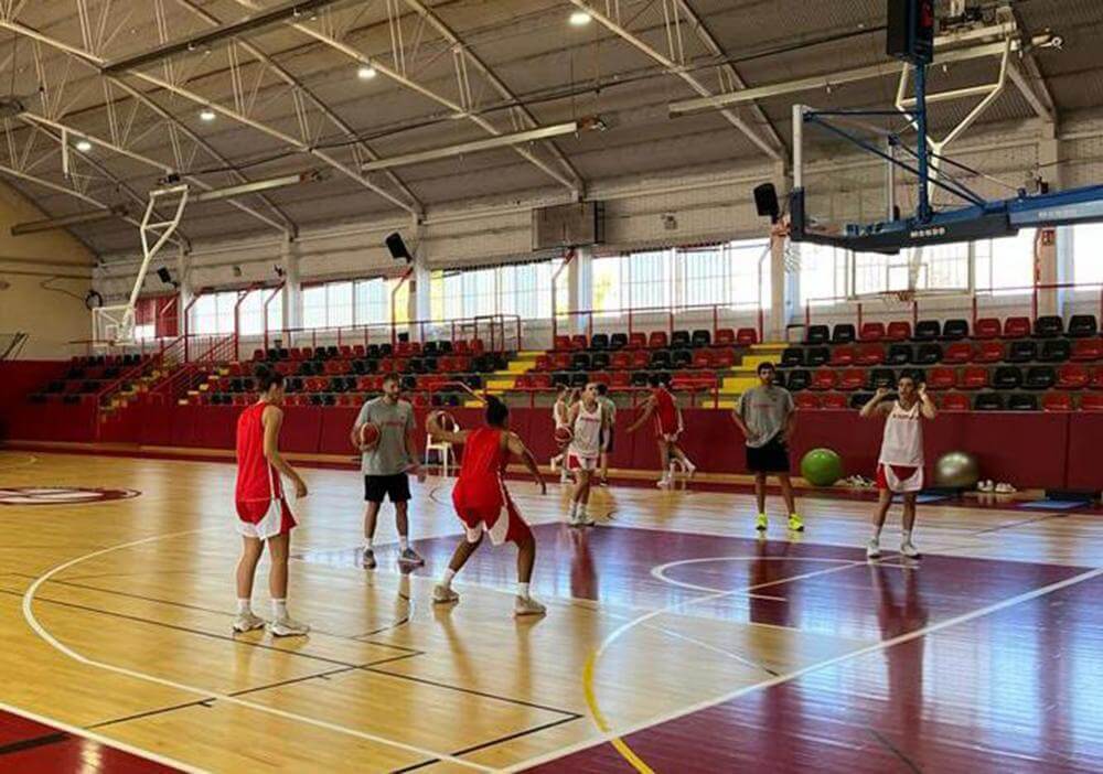 Azuqueca acoge desde hoy un torneo internacional de baloncesto femenino