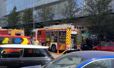 Madrid: Desalojan un centro comercial en la Castellana tras incendiarse un coche híbrido
