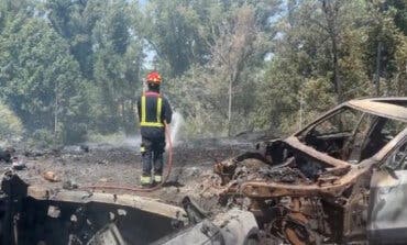 Detenido por provocar un incendio con una radial en un desguace ilegal de Talamanca