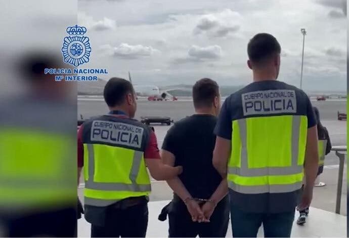 Desmantelada una organización que habría introducido unos 1.000 inmigrantes en España por Barajas
