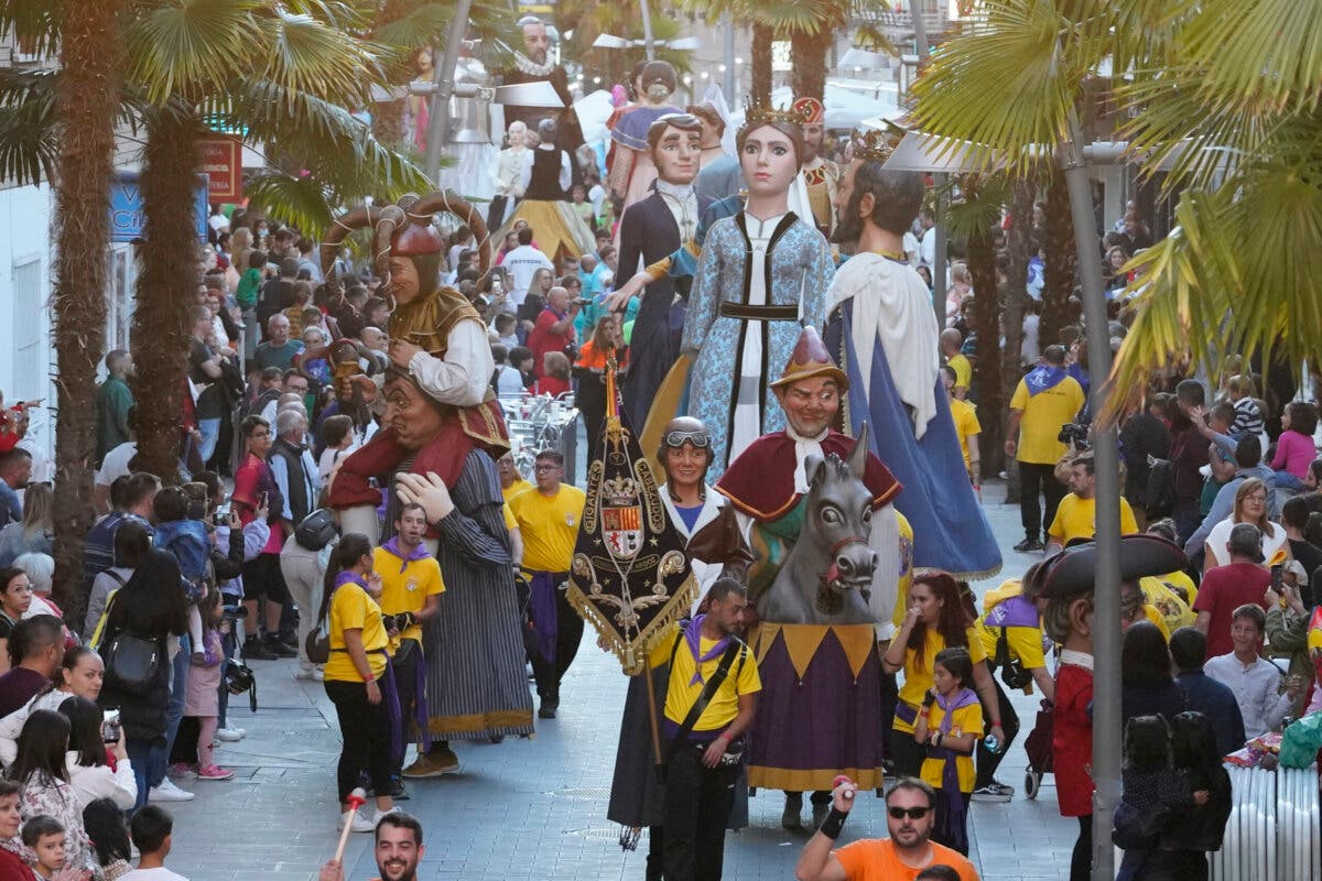 Torrejón de Ardoz volverá a ser la capital de los Gigantes y Cabezudos durante sus Fiestas Patronales 