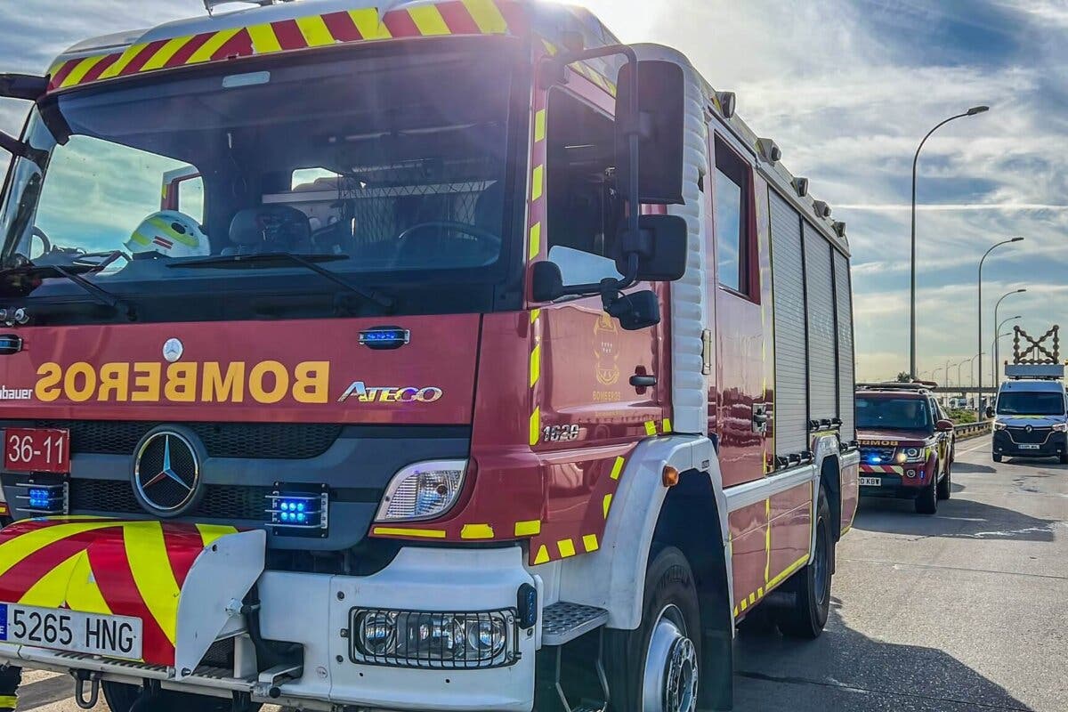 Muere un camionero atropellado en la M-50 cuando señalizaba una avería