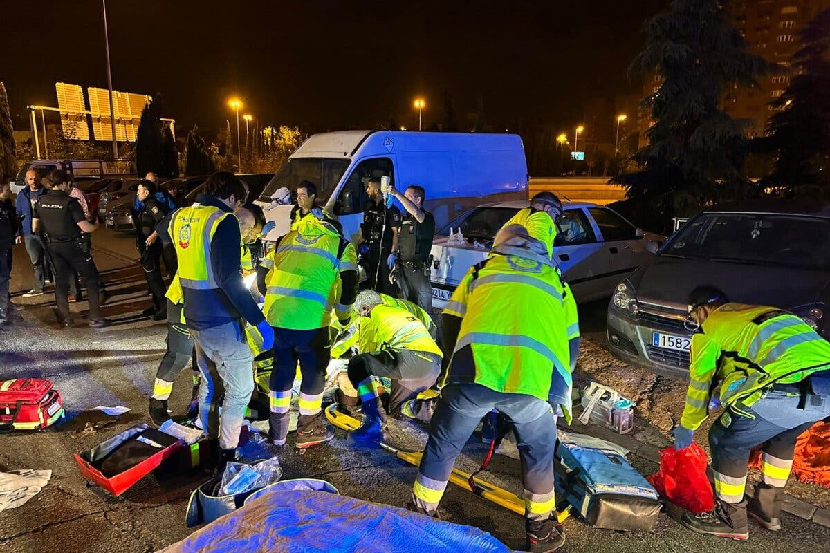 Tres jóvenes detenidos por apuñalar a otro esta madrugada en Puente de Vallecas