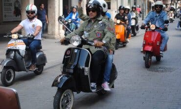 Vuelve VespAlcalá: 200 vespas tomarán este sábado el casco histórico de Alcalá de Henares