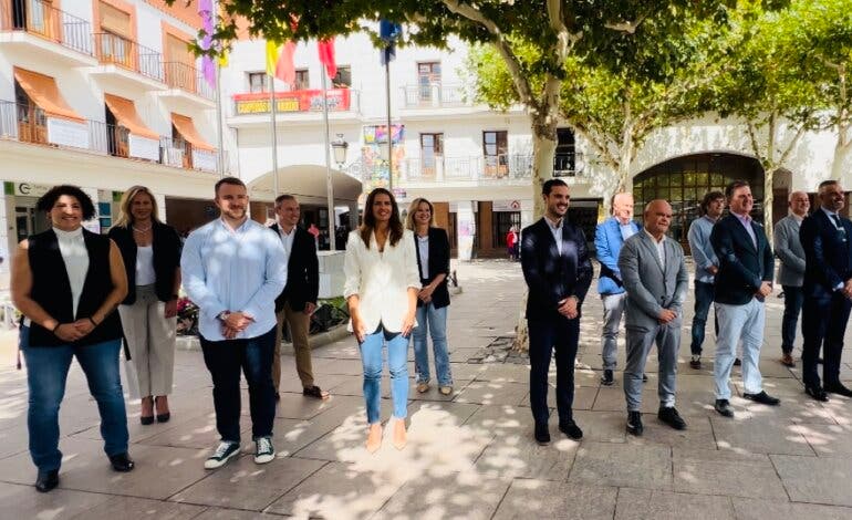 Alejandro Navarro presenta el nuevo Gobierno de Torrejón de Ardoz que incorpora Igualdad y Turismo
