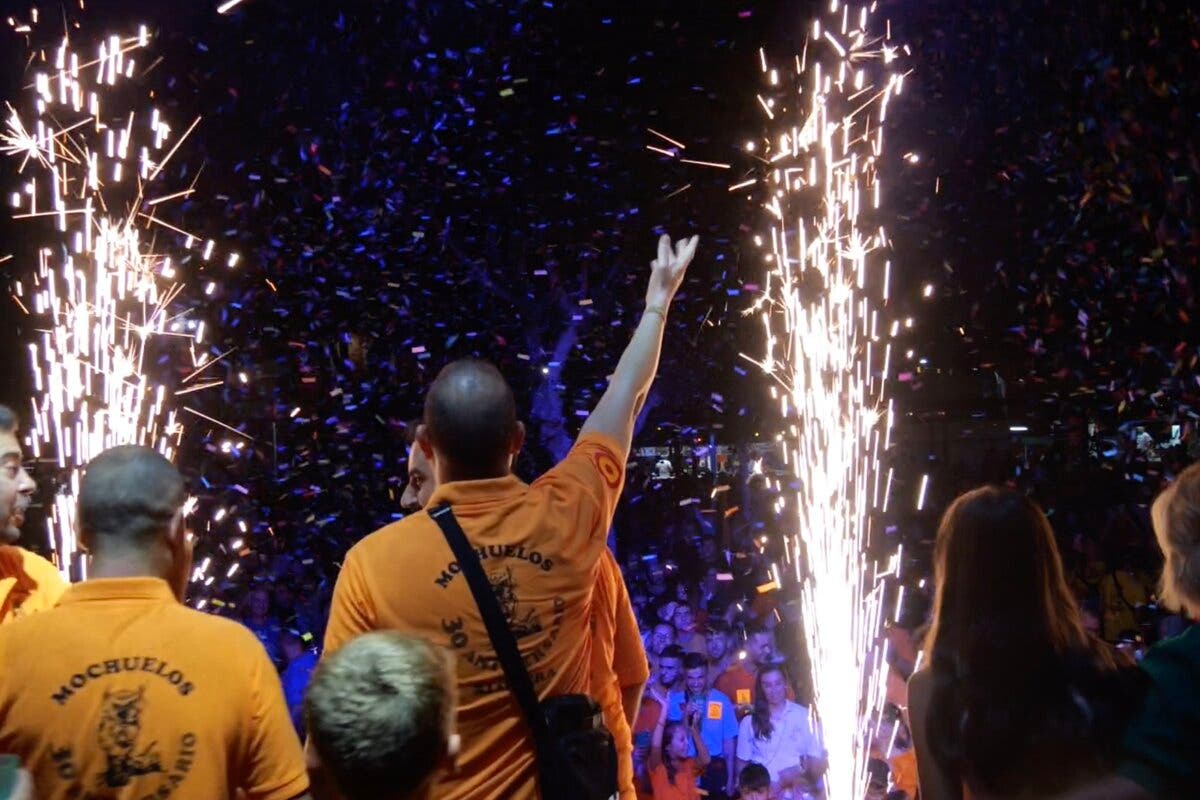 Recta final de las Fiestas de Alovera con el Desfile de Carrozas, sueltas de reses y un espectáculo piromusical 